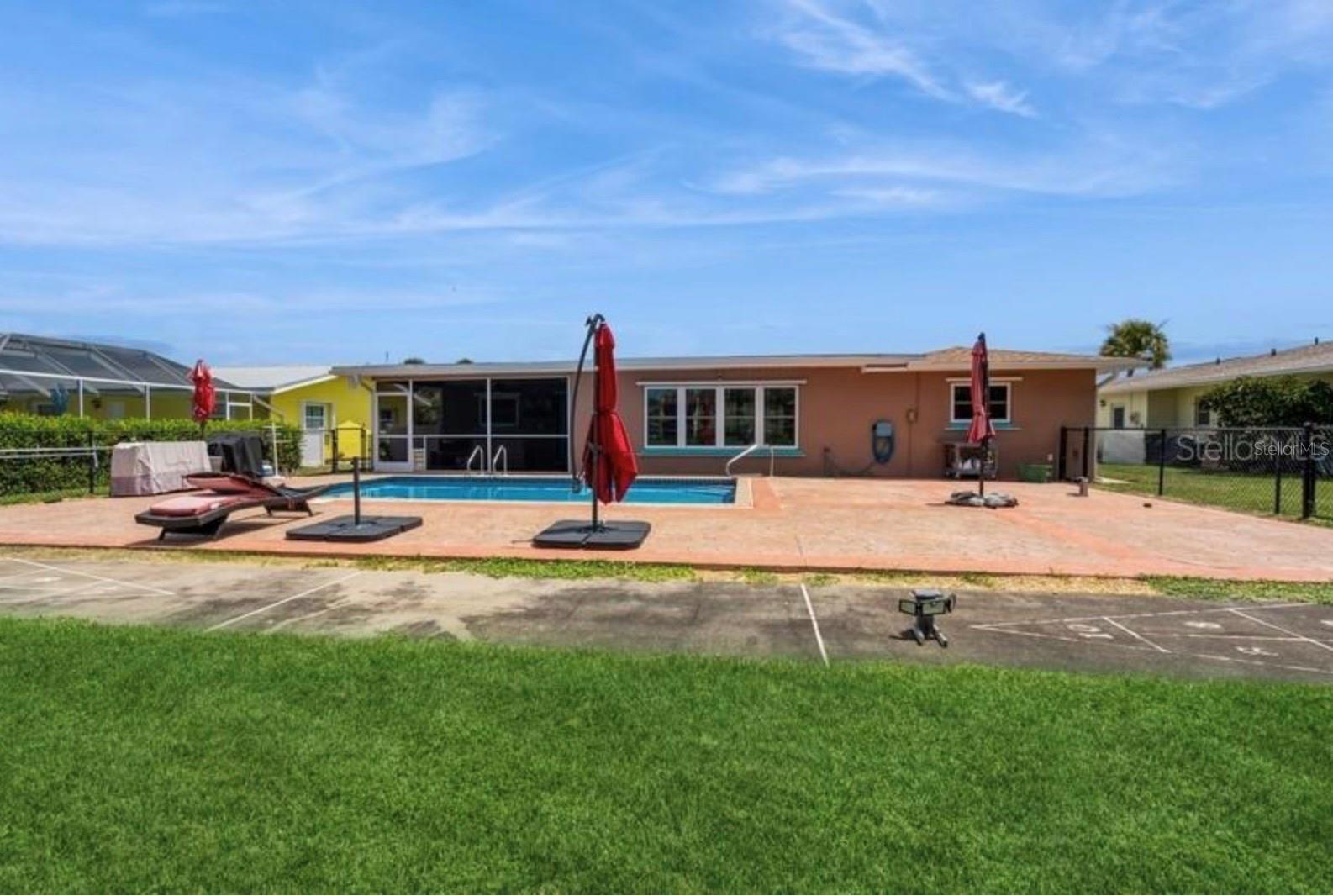 Image 31 of 31 For 83 Rotonda Circle