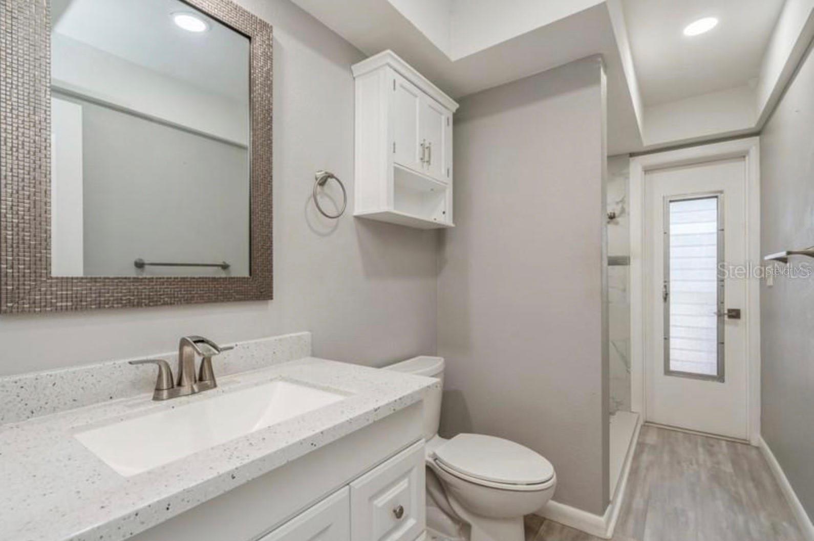 Image 6 of 31 For 83 Rotonda Circle