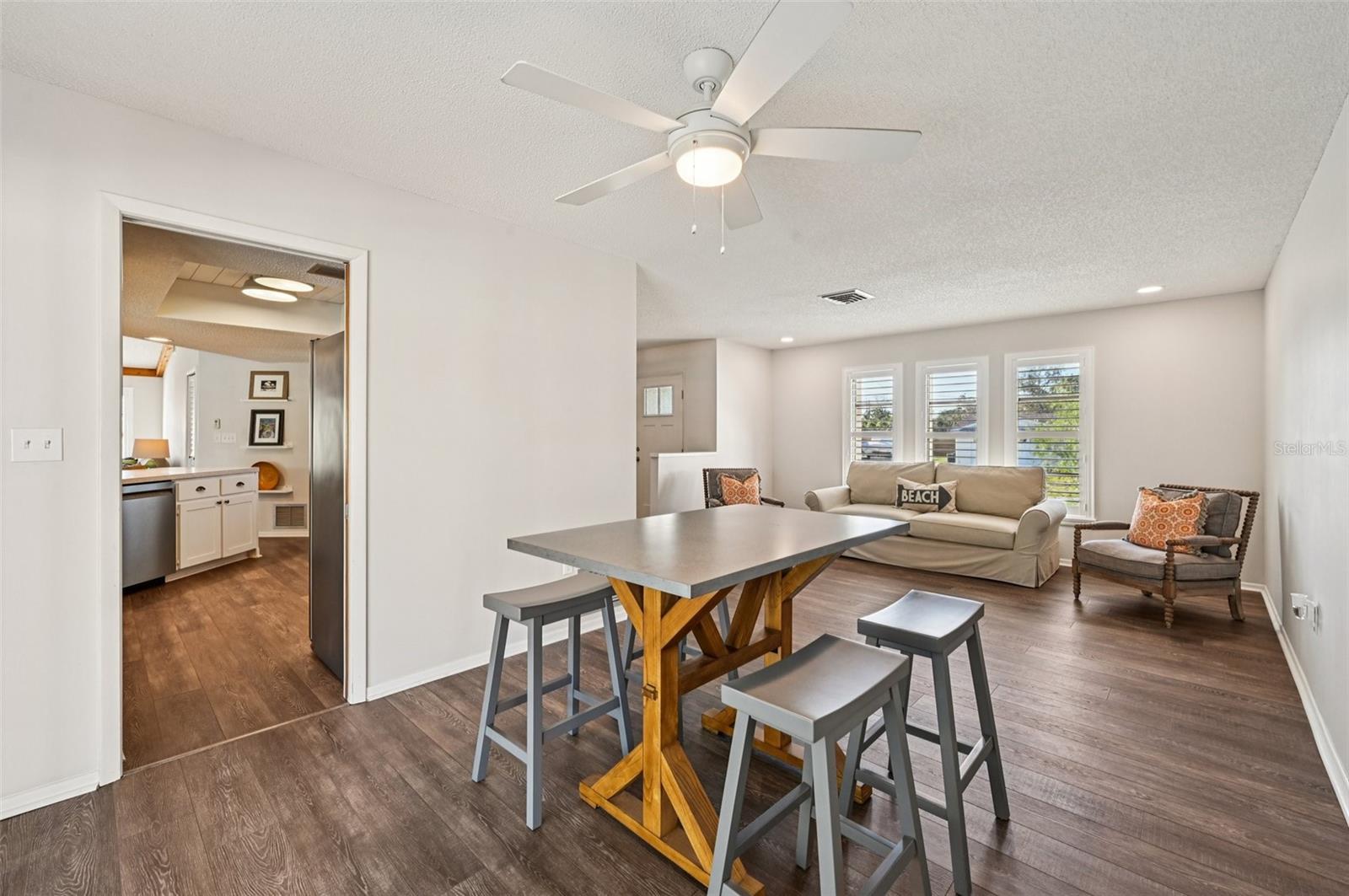 Image 20 of 60 For 560 Sandlor Drive