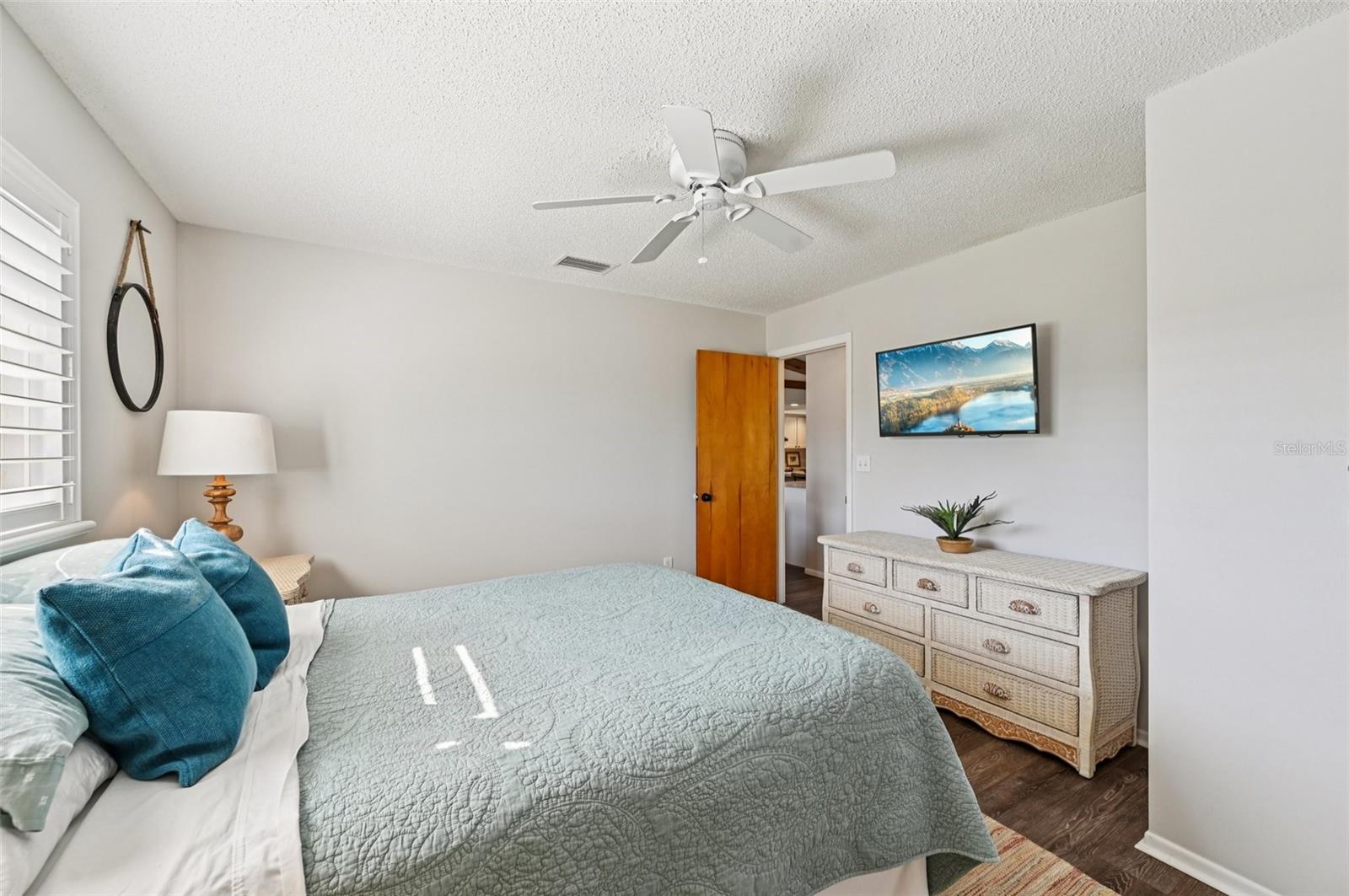 Image 34 of 60 For 560 Sandlor Drive