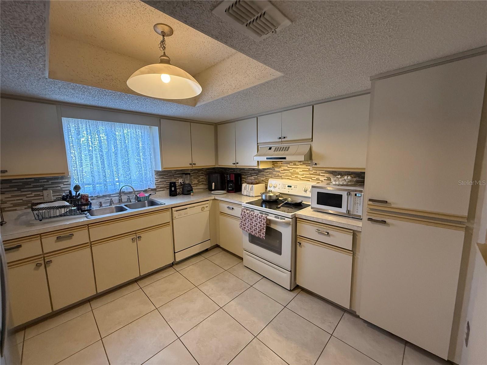 Image 19 of 34 For 10800 62nd Avenue