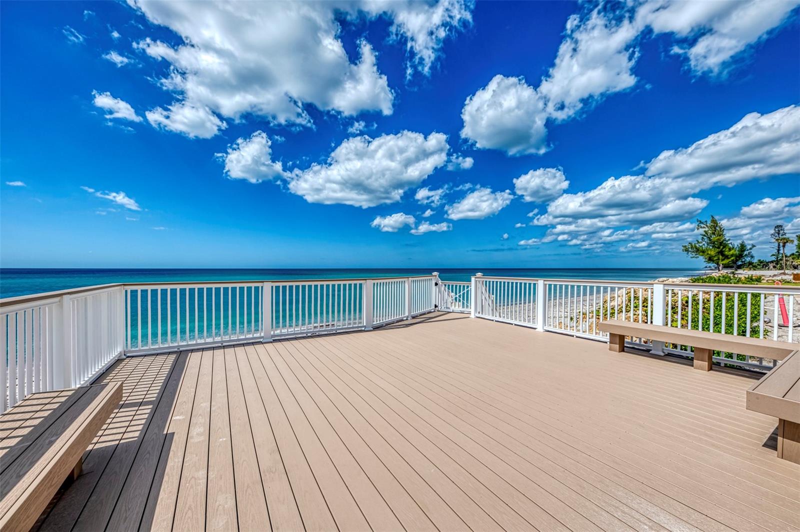 Image 37 of 38 For 5056 Beach Road 102