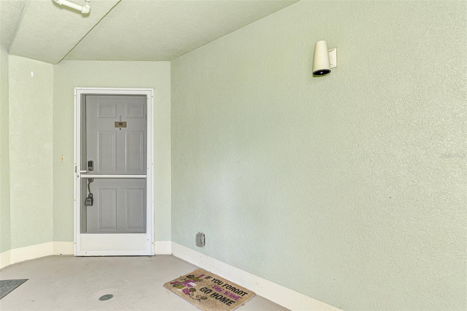 Image 5 of 38 For 5056 Beach Road 102