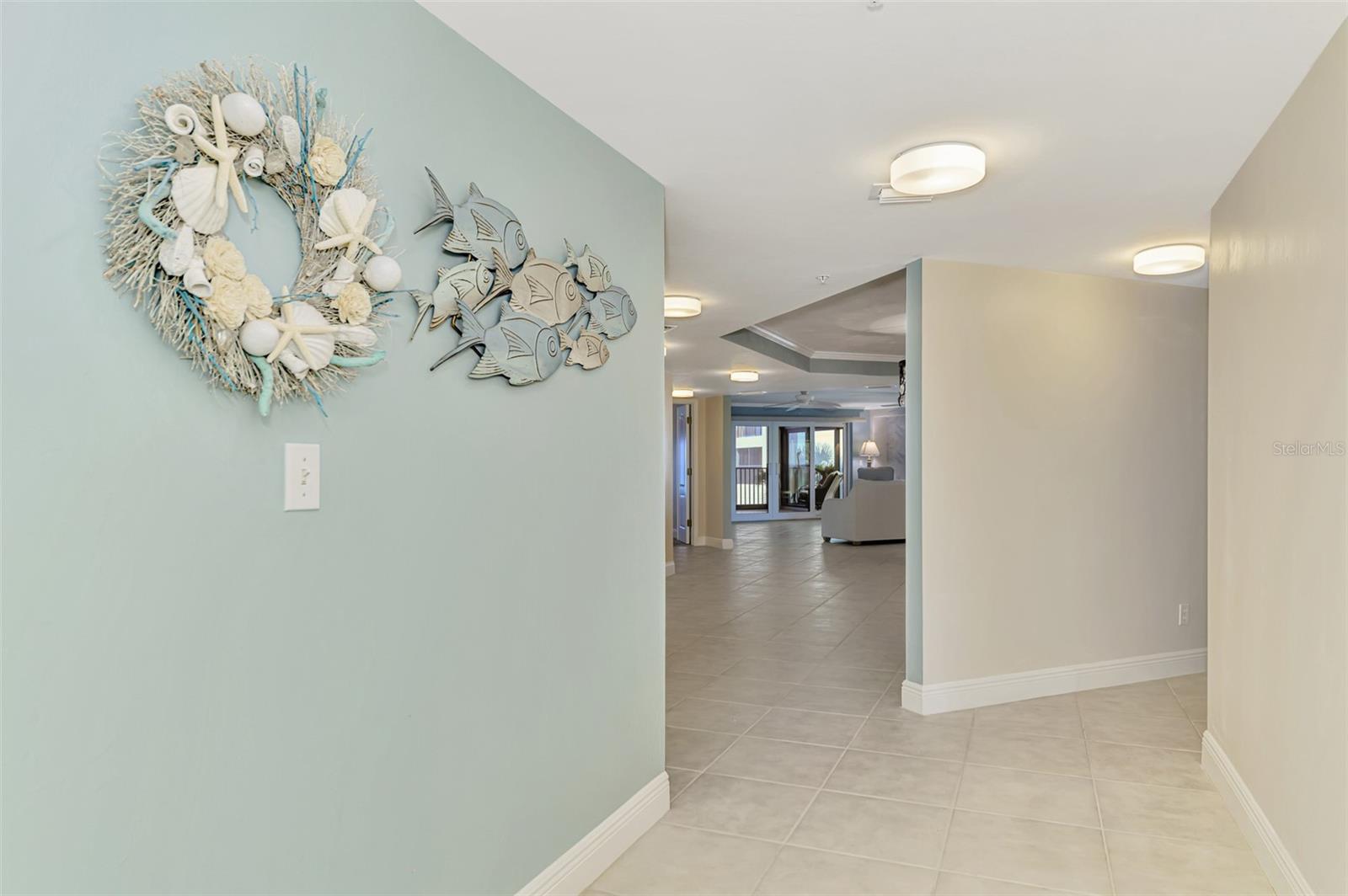 Image 6 of 38 For 5056 Beach Road 102