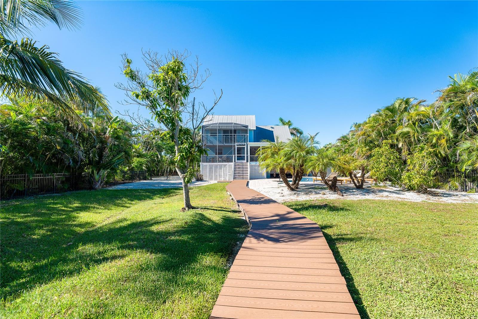 Image 21 of 58 For 260 Kettle Harbor Drive