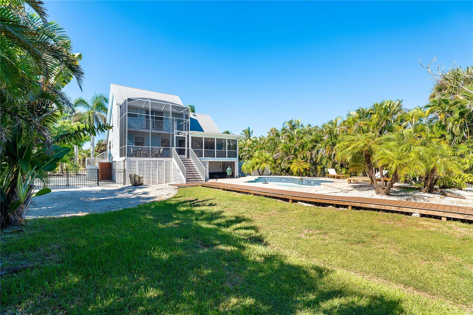 Image 26 of 58 For 260 Kettle Harbor Drive