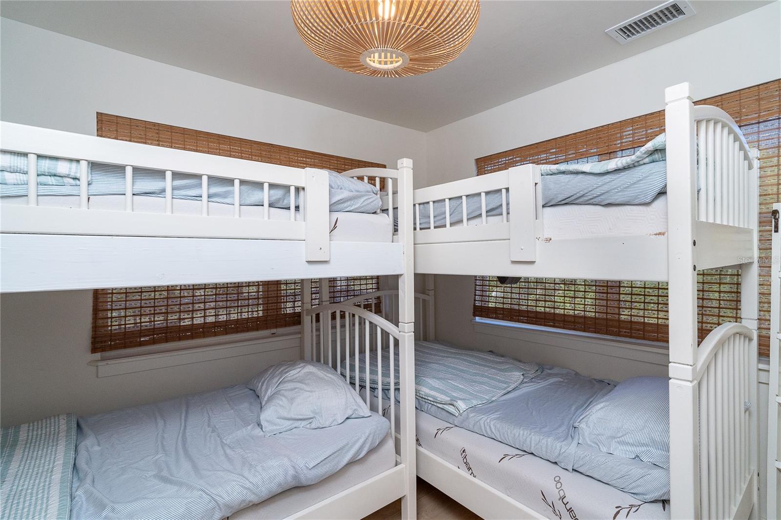 Image 35 of 58 For 260 Kettle Harbor Drive