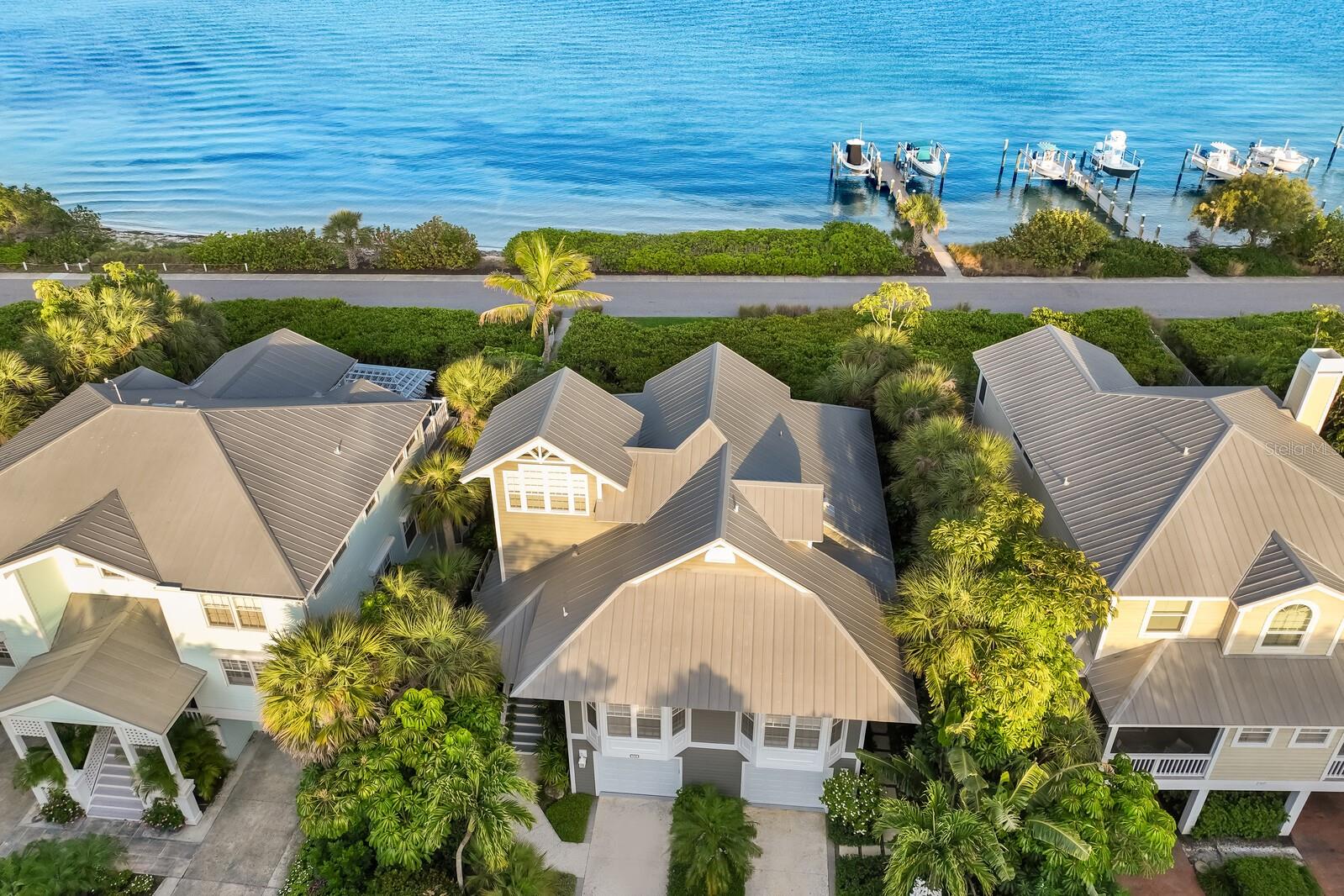 Image 5 of 86 For 521 Buttonwood Bay Drive