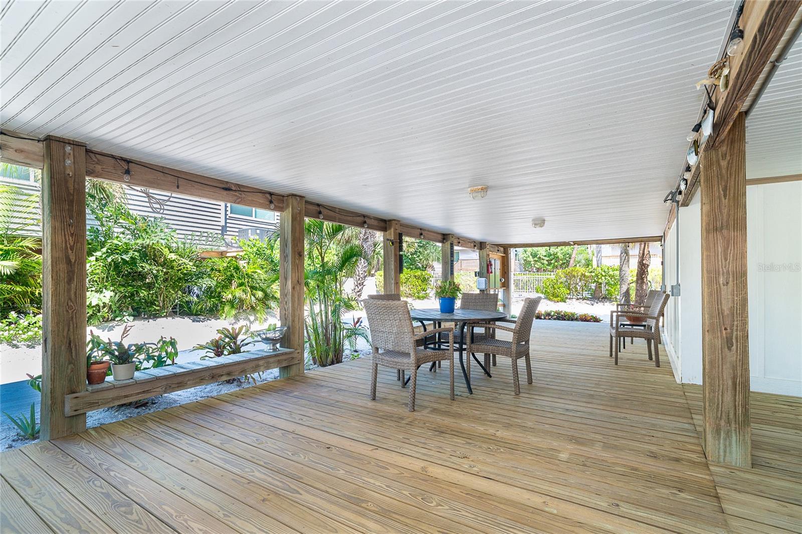 Image 20 of 48 For 170 Gulf Boulevard 3