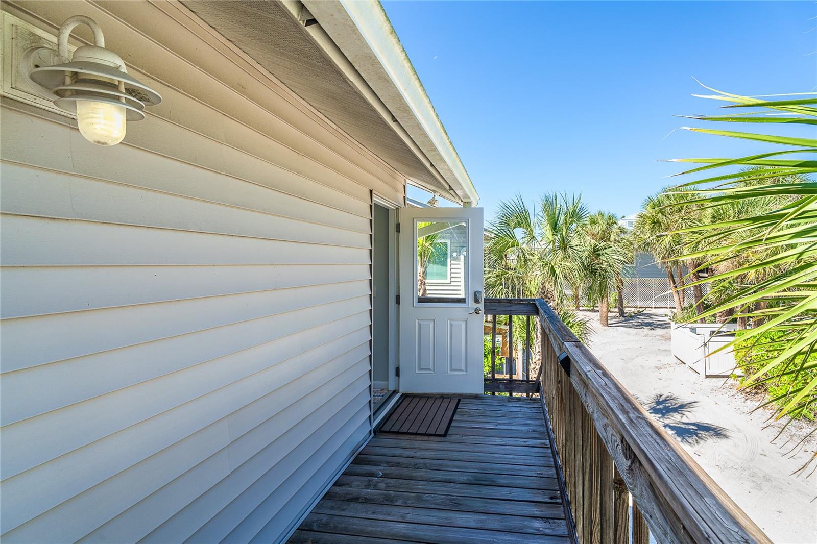 Image 3 of 48 For 170 Gulf Boulevard 3