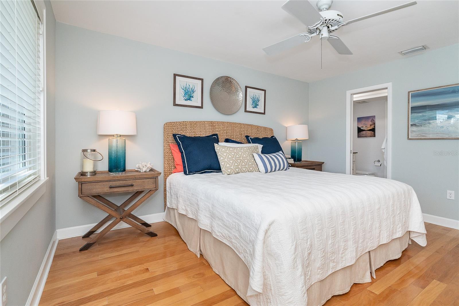 Image 14 of 50 For 170 Gulf Boulevard 4