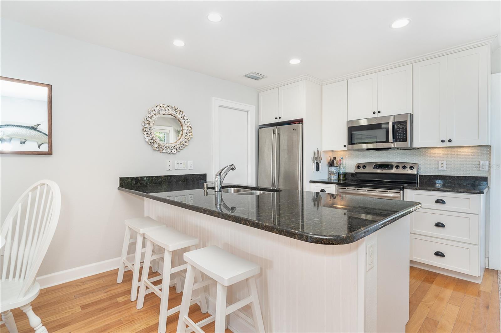 Image 4 of 50 For 170 Gulf Boulevard 4