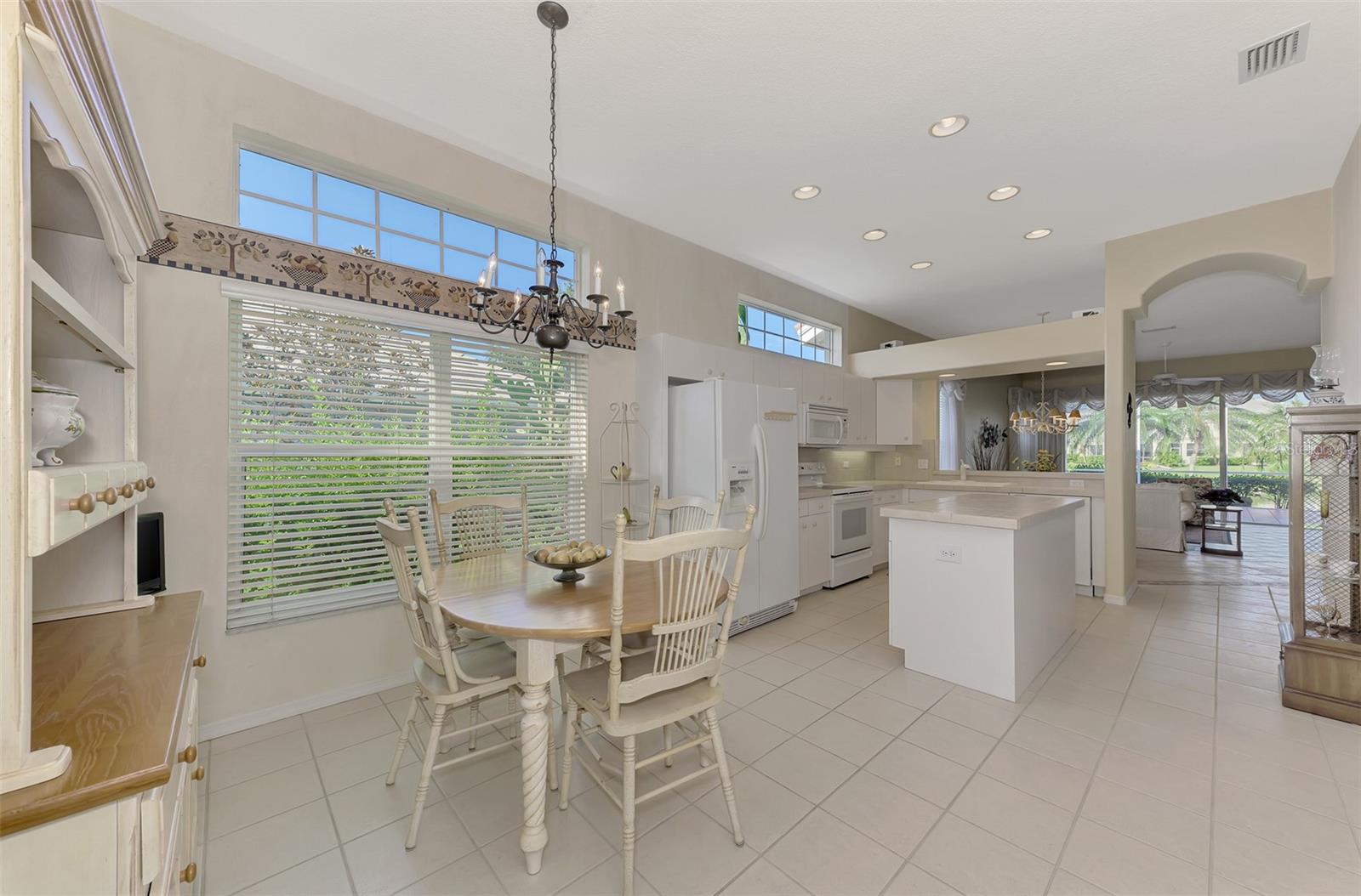 Image 26 of 88 For 3413 Pennyroyal Road