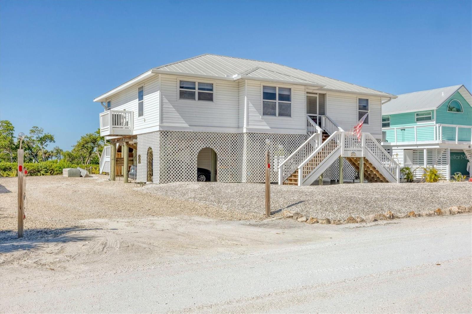 Image 5 of 38 For 271 Bocilla Drive