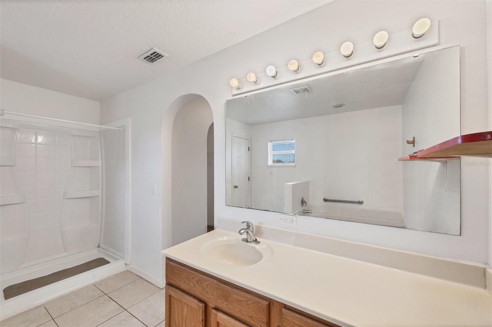 Image 25 of 64 For 14119 Chambersburg Avenue