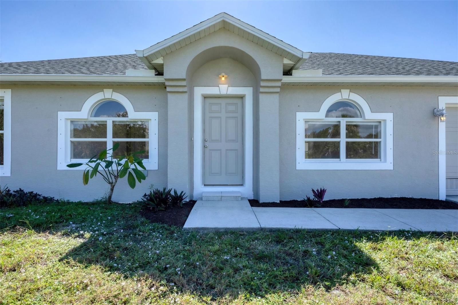 Image 3 of 64 For 14119 Chambersburg Avenue