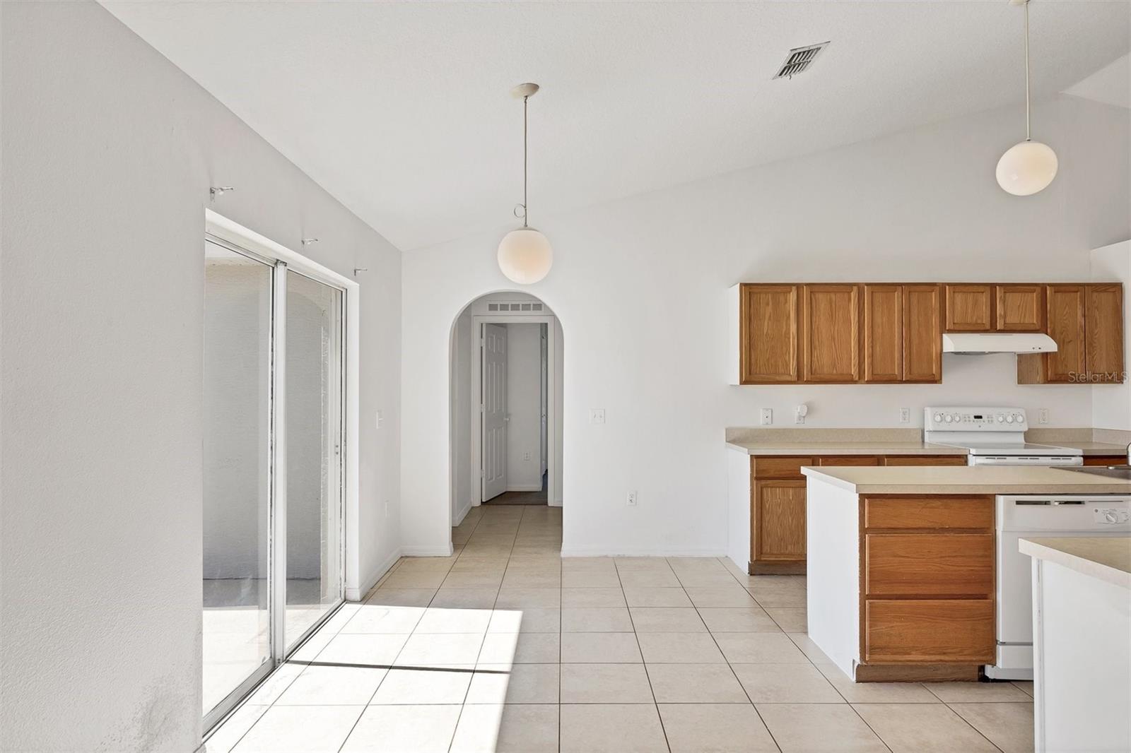 Image 9 of 64 For 14119 Chambersburg Avenue