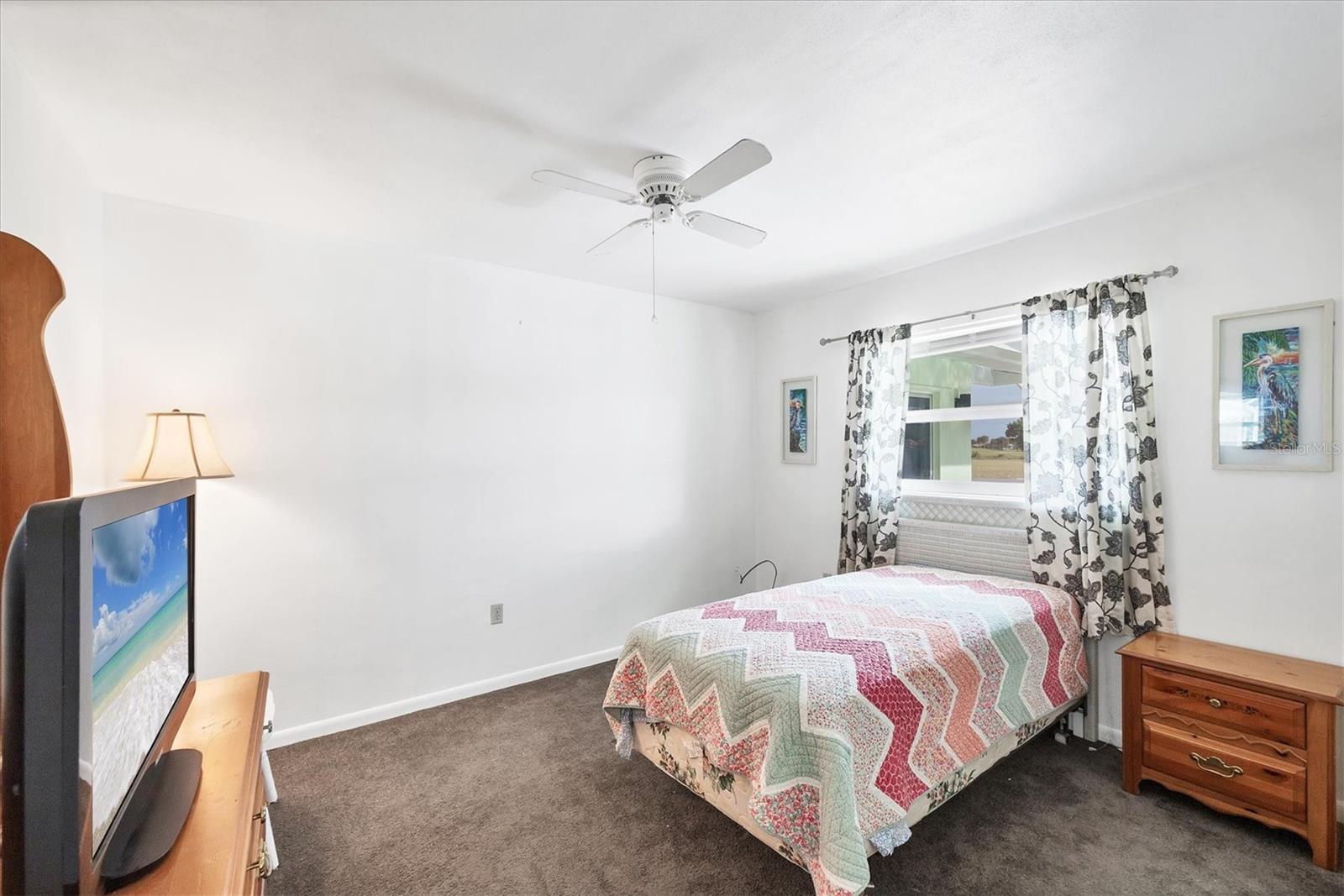 Image 12 of 54 For 76 Rotonda Circle