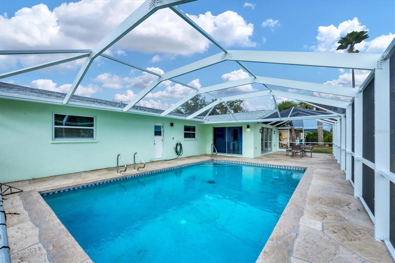 Image 30 of 54 For 76 Rotonda Circle