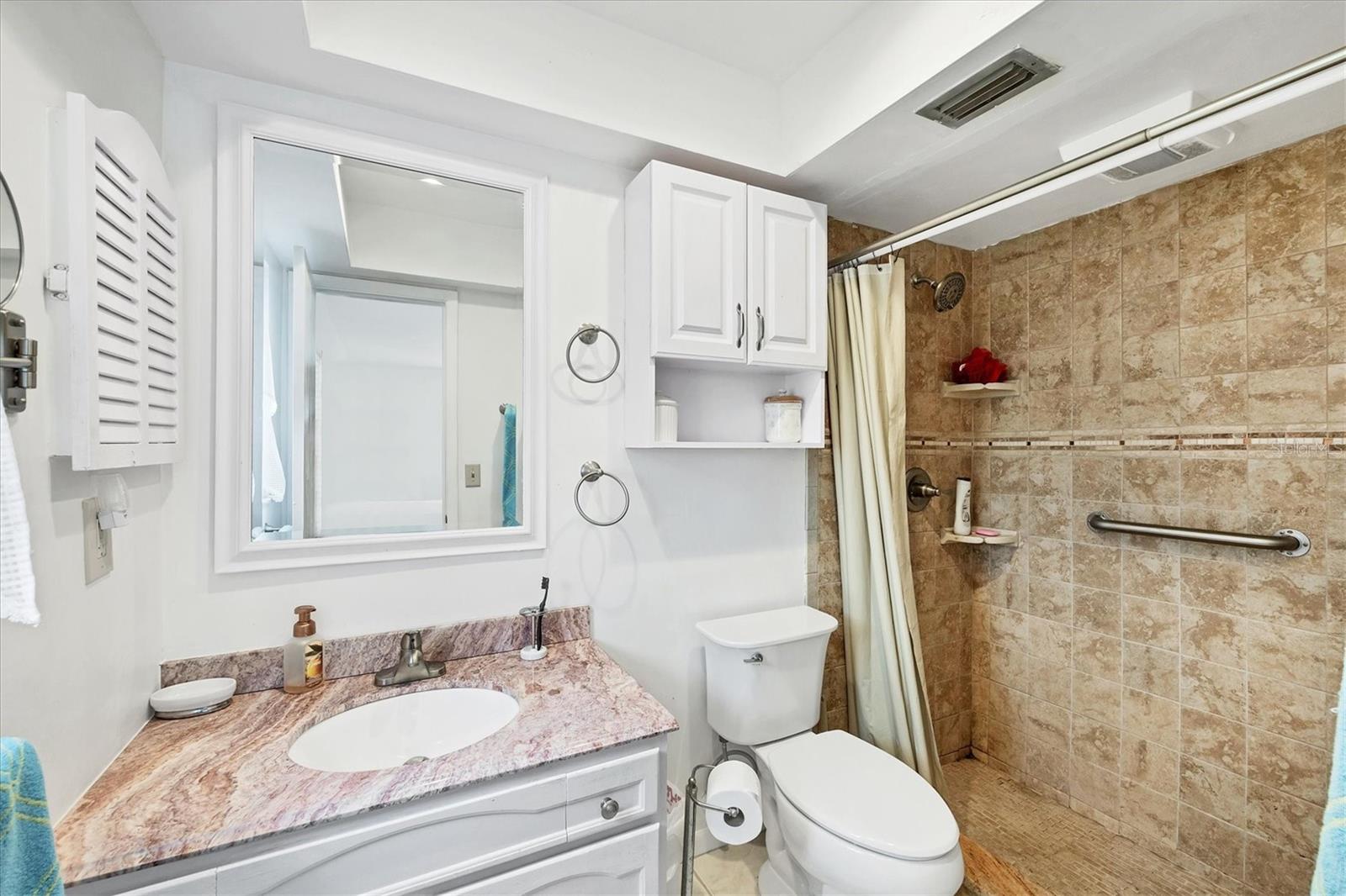 Image 9 of 54 For 76 Rotonda Circle