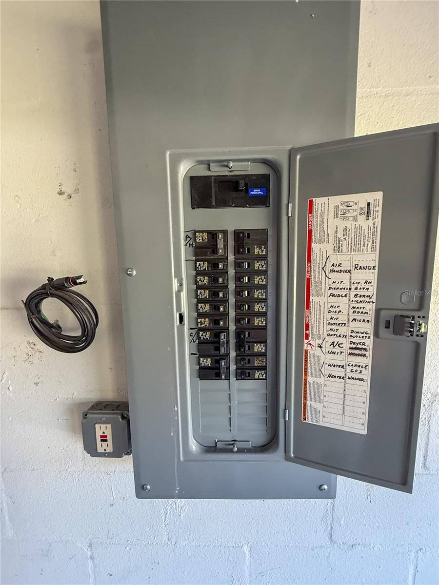 Image 19 of 23 For 645 Lewis Street