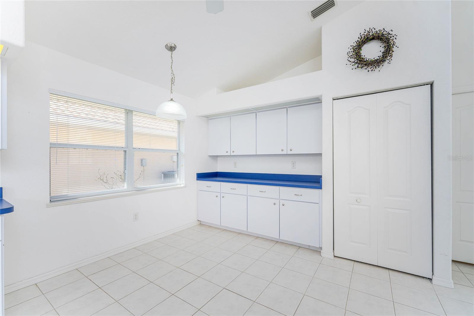 Image 19 of 74 For 7078 Lake Drive