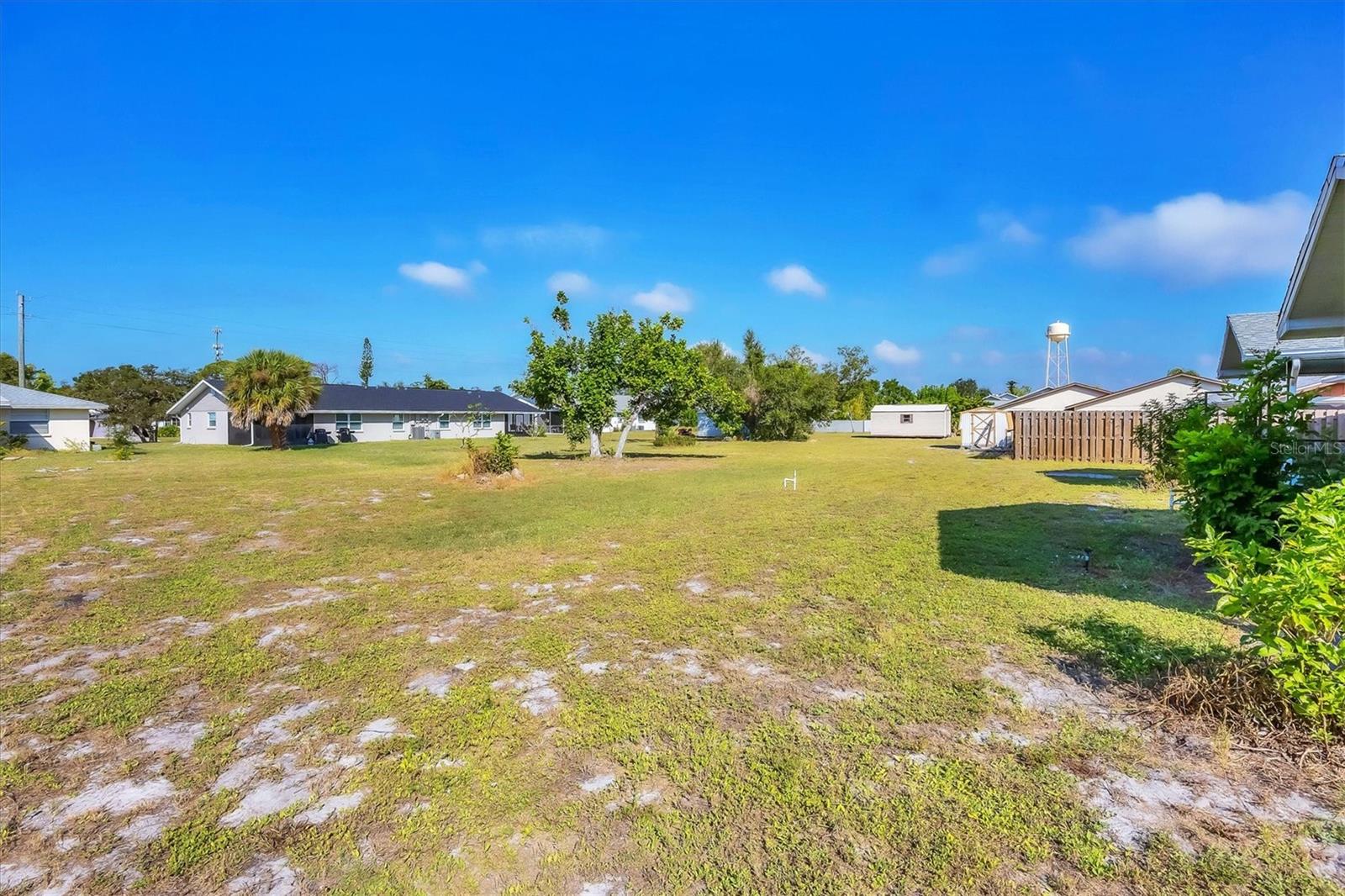 Image 16 of 31 For 670 And 672 Harvey Street