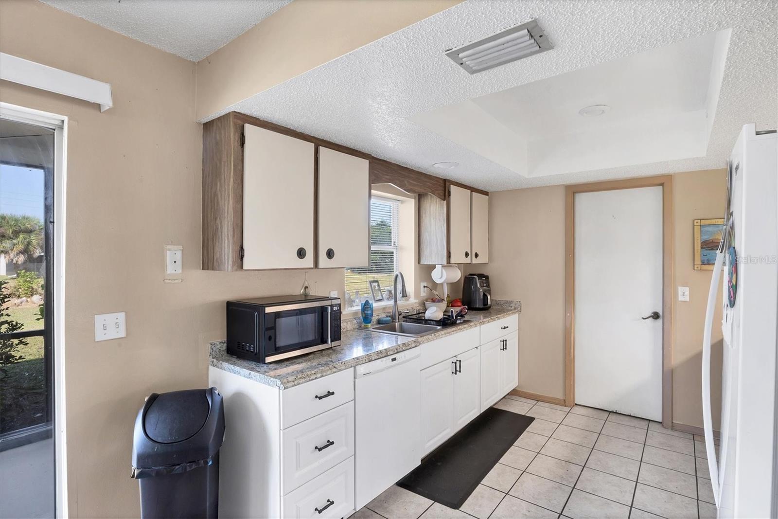 Image 8 of 31 For 670 And 672 Harvey Street