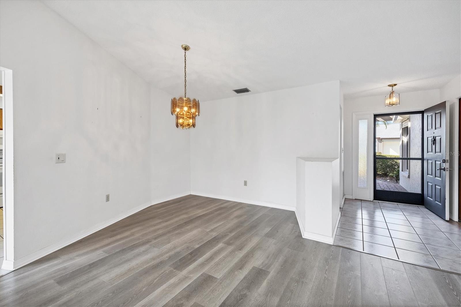 Image 8 of 55 For 606 Chestnut Lane