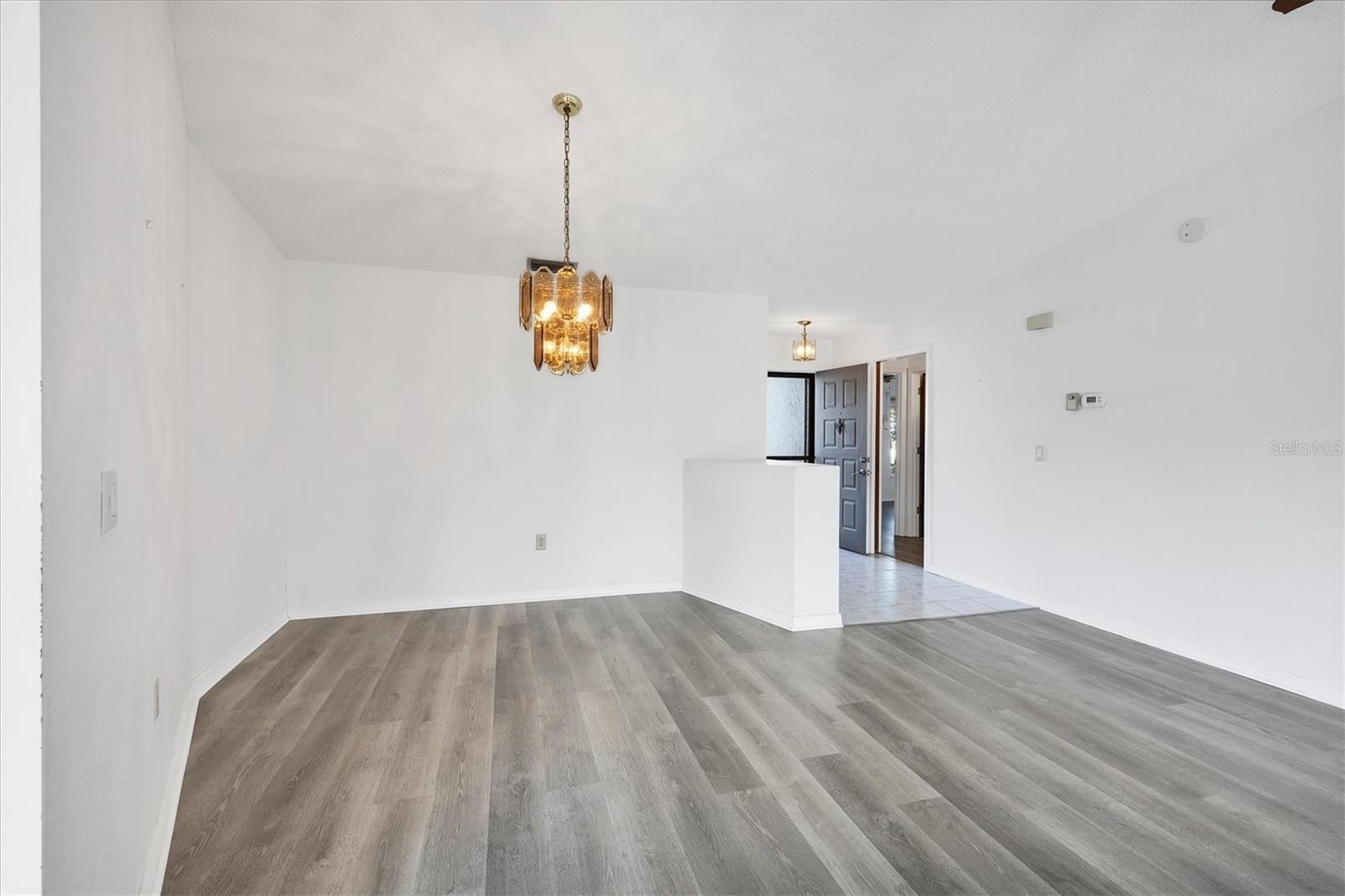 Image 9 of 55 For 606 Chestnut Lane