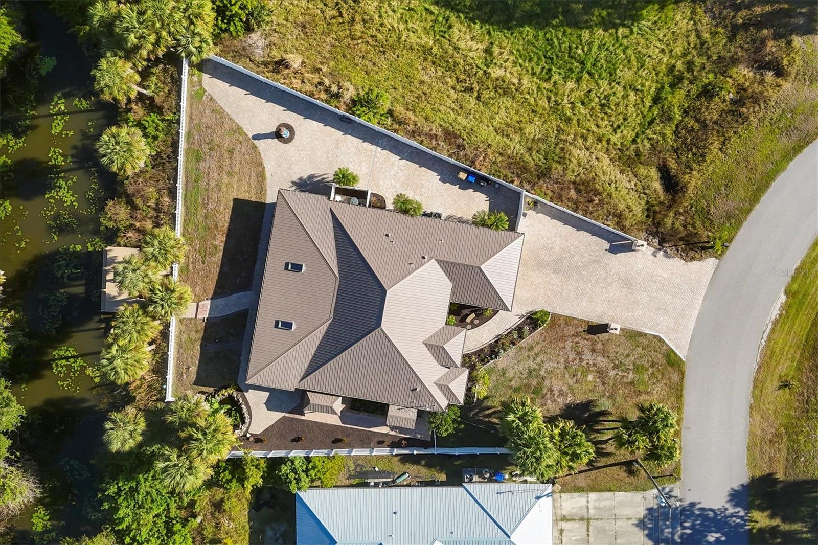 Image 2 of 48 For 4819 Ariton Road