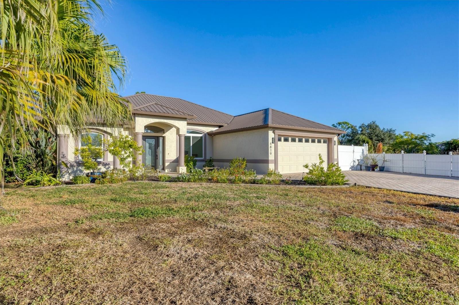 Image 20 of 48 For 4819 Ariton Road