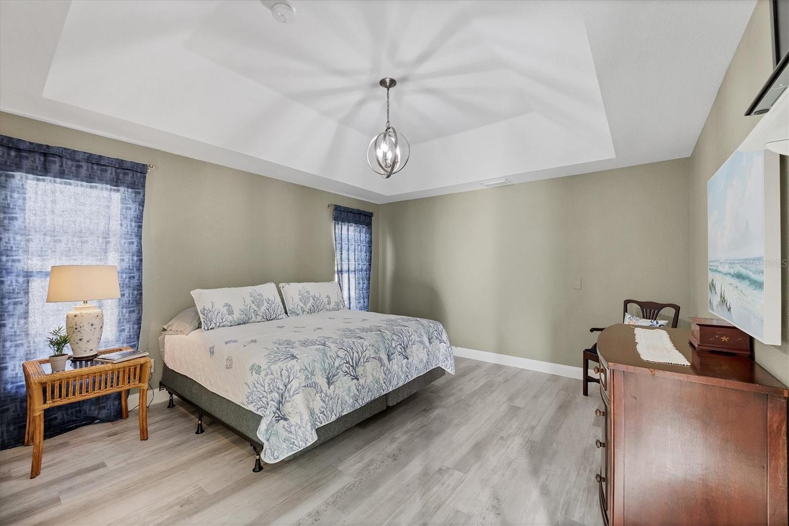 Image 6 of 48 For 4819 Ariton Road