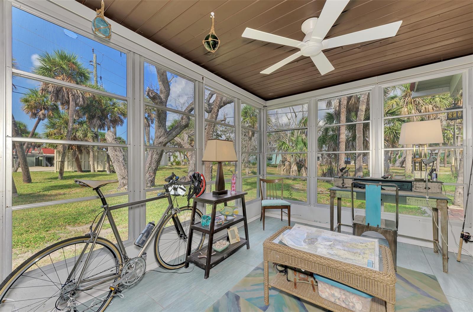 Image 26 of 67 For 2985 Beach Road C5-3