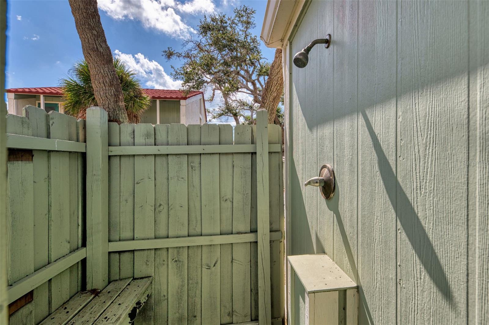 Image 37 of 67 For 2985 Beach Road C5-3