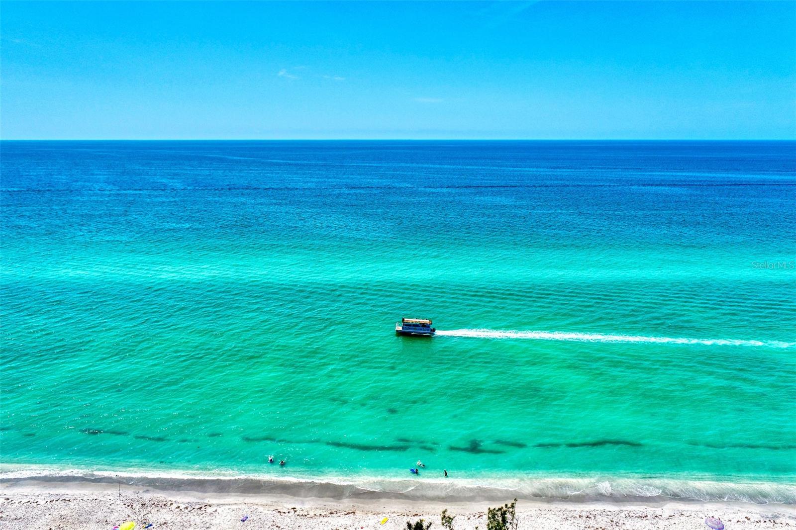 Image 44 of 67 For 2985 Beach Road C5-3