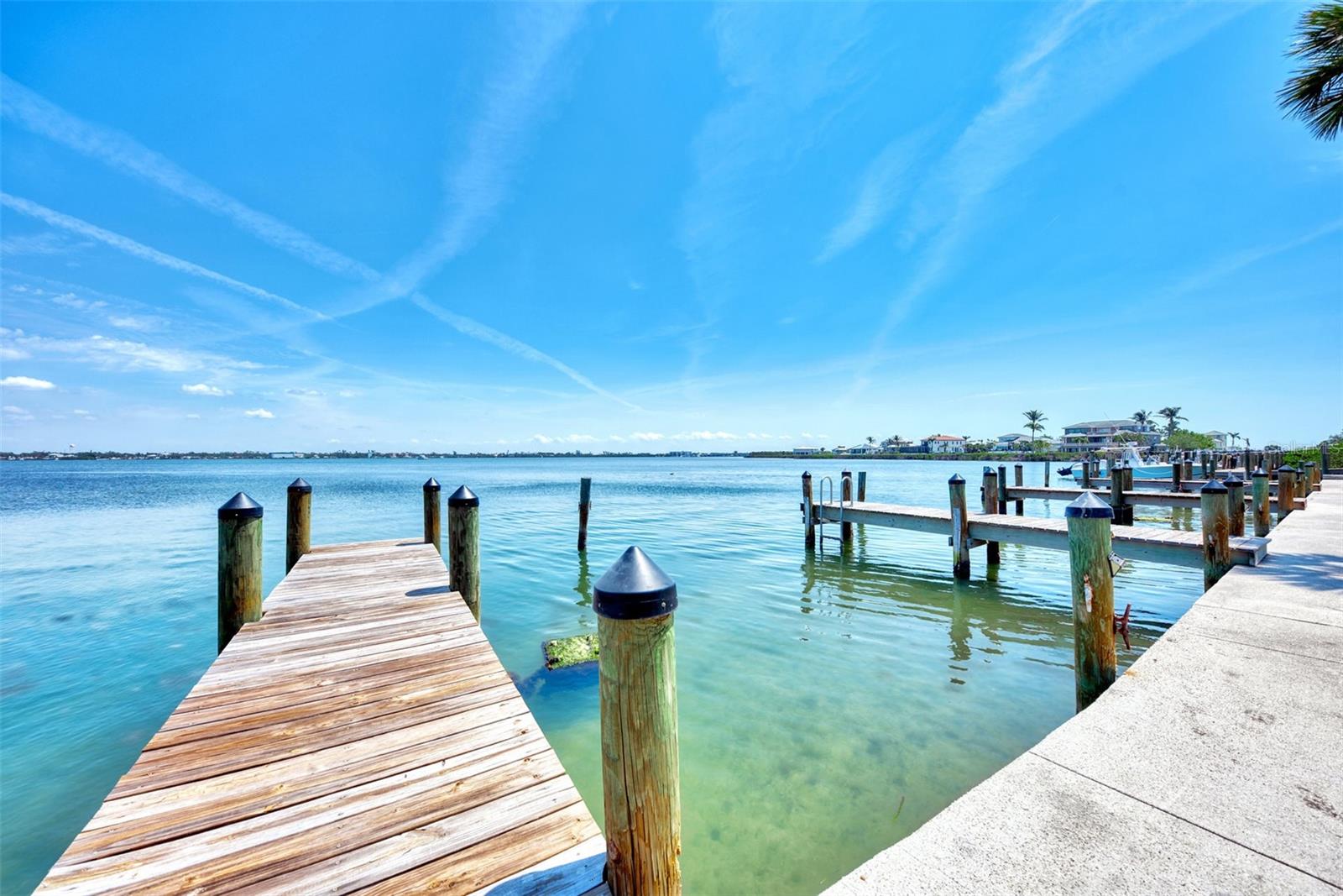 Image 57 of 67 For 2985 Beach Road C5-3