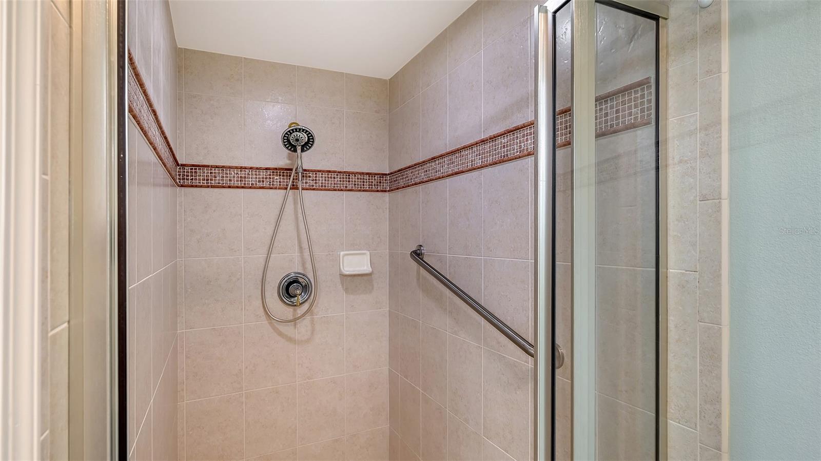 Image 27 of 65 For 10045 Links Lane 203