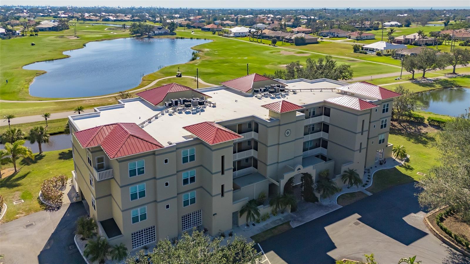 Image 32 of 65 For 10045 Links Lane 203