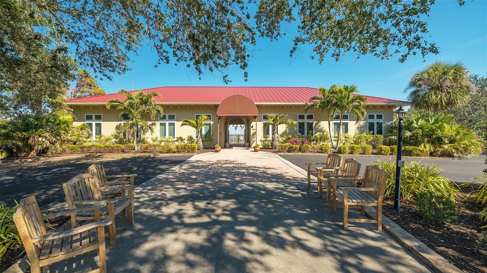 Image 41 of 65 For 10045 Links Lane 203