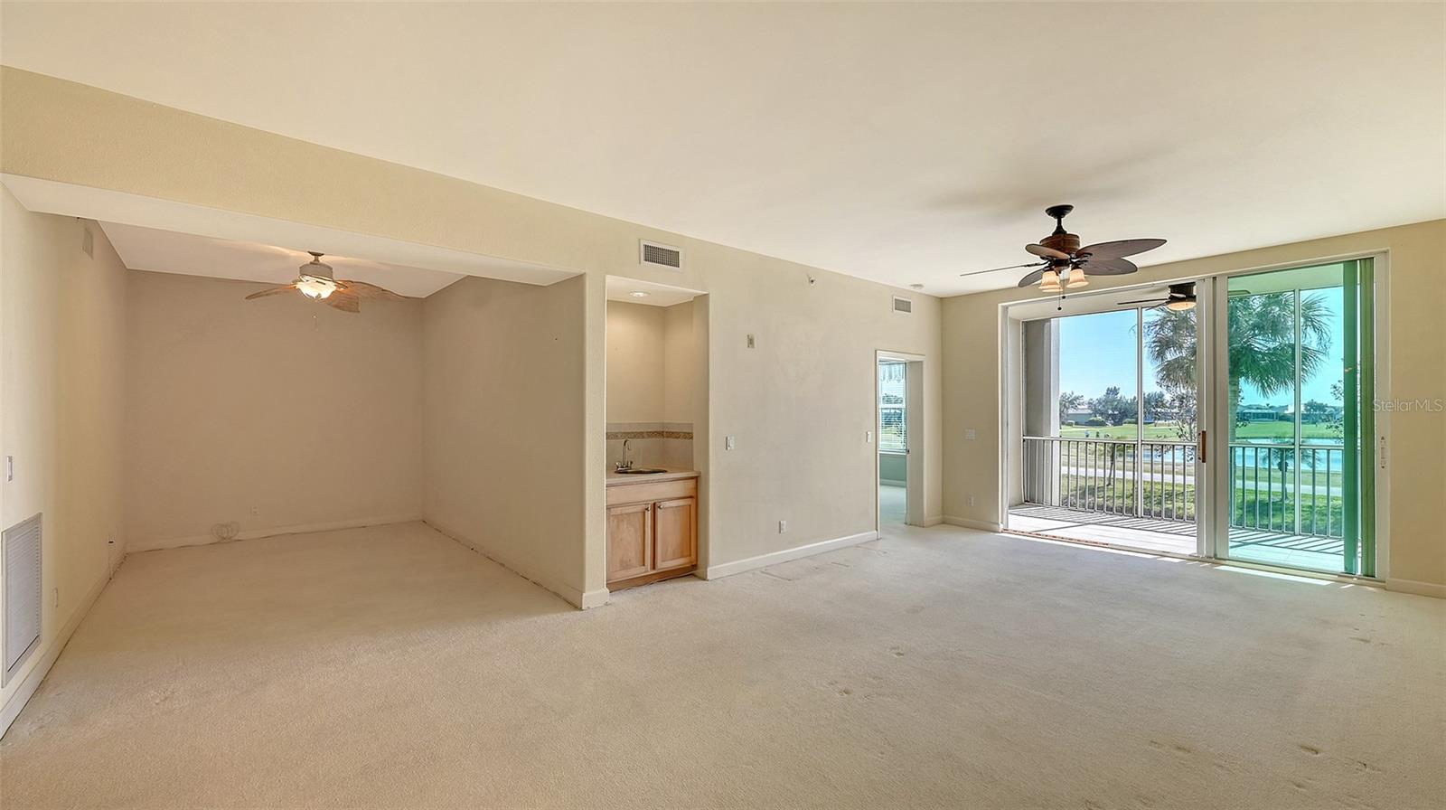 Image 8 of 65 For 10045 Links Lane 203