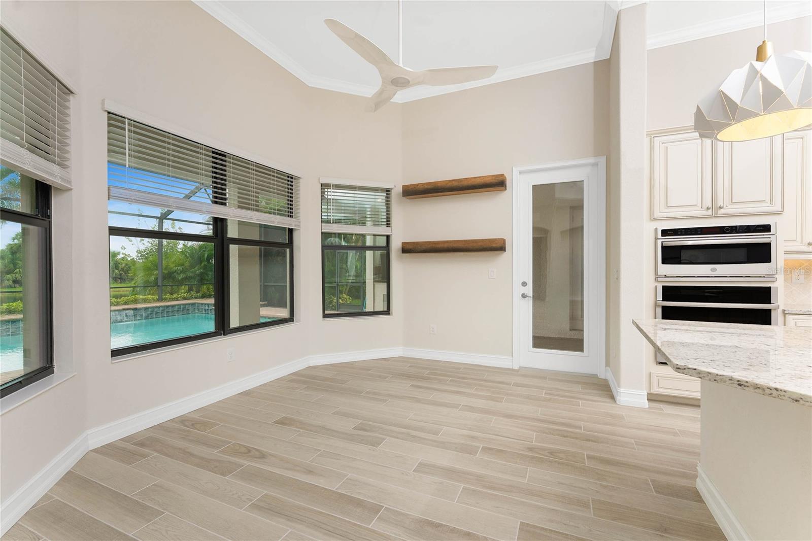 Image 16 of 94 For 10817 Whisk Fern Drive