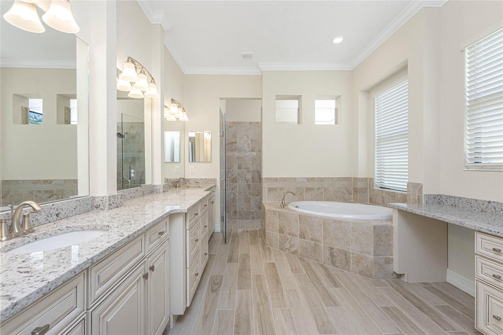 Image 23 of 94 For 10817 Whisk Fern Drive