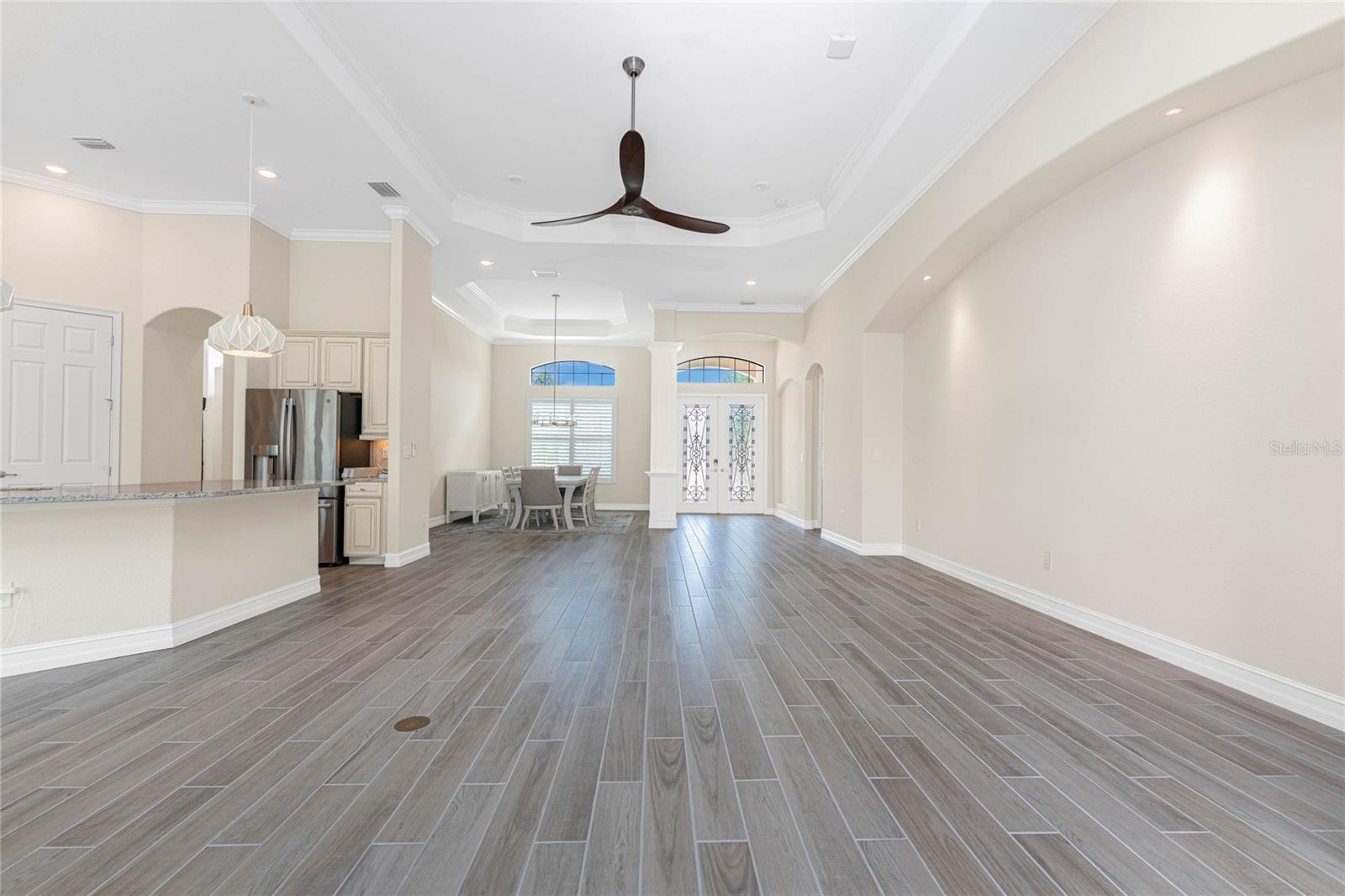 Image 7 of 94 For 10817 Whisk Fern Drive