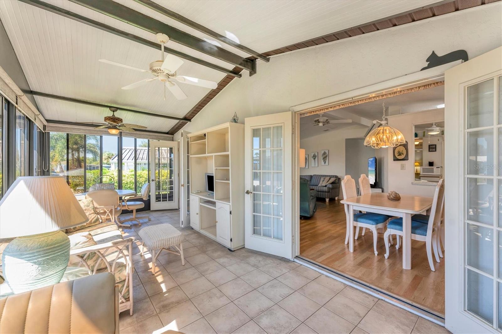 Image 28 of 50 For 735 Summersea Court