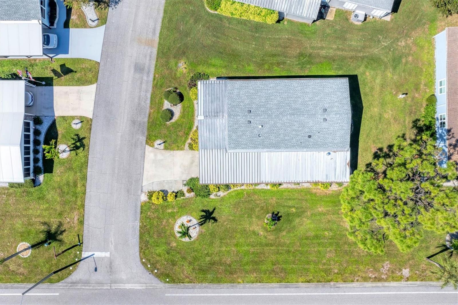 Image 35 of 50 For 735 Summersea Court