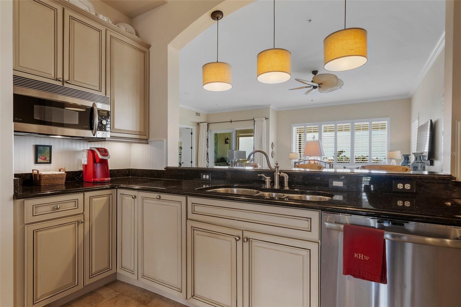 Image 44 of 97 For 11220 Hacienda Del Mar Boulevard A-404