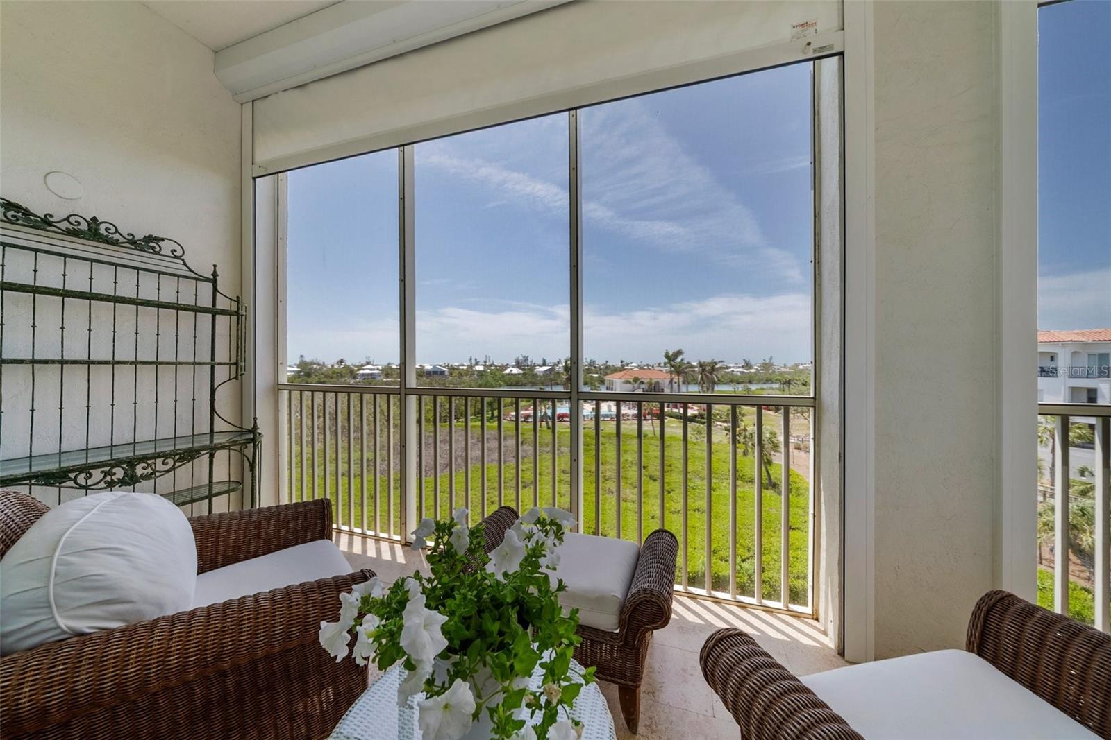 Image 58 of 97 For 11220 Hacienda Del Mar Boulevard A-404