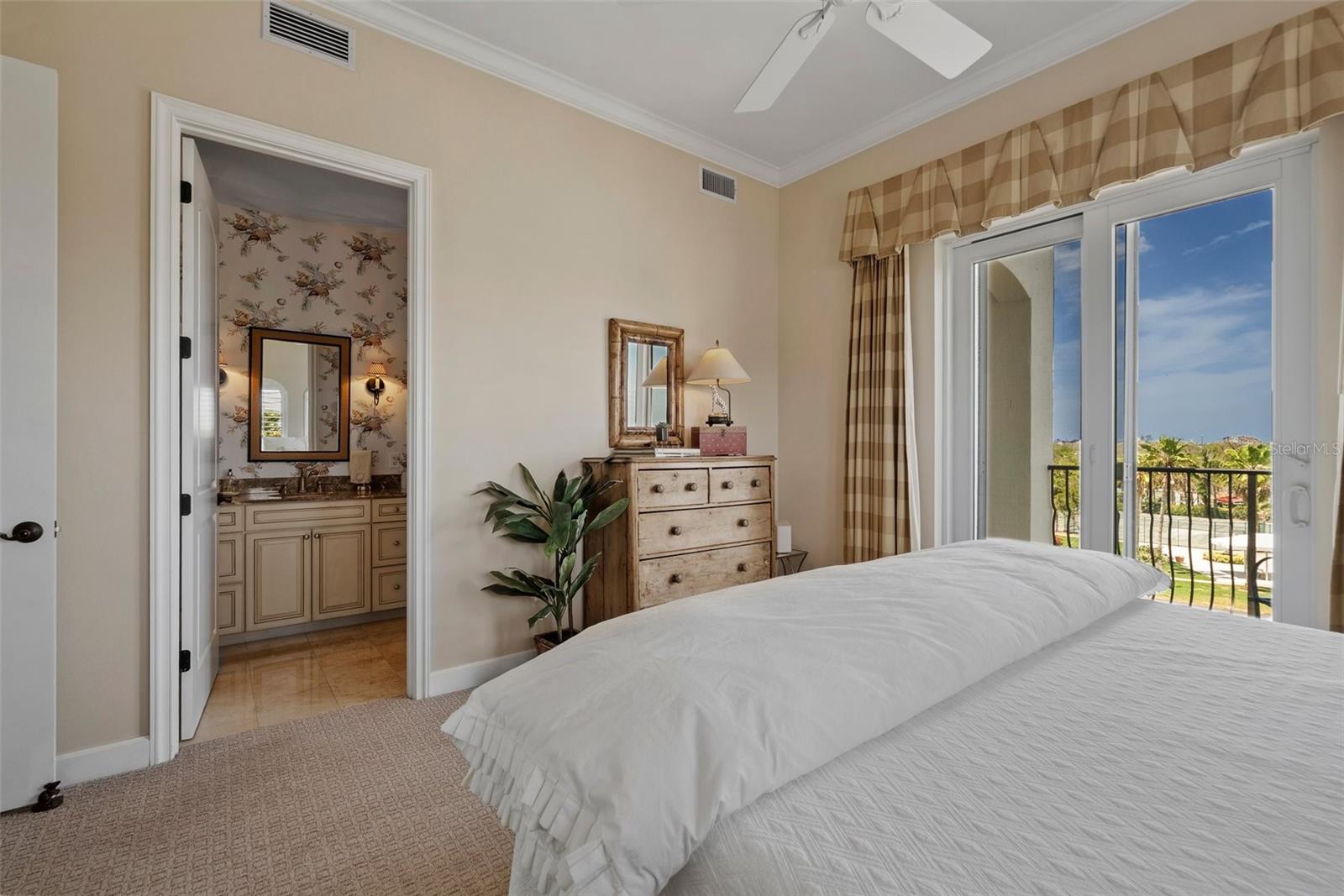 Image 82 of 97 For 11220 Hacienda Del Mar Boulevard A-404