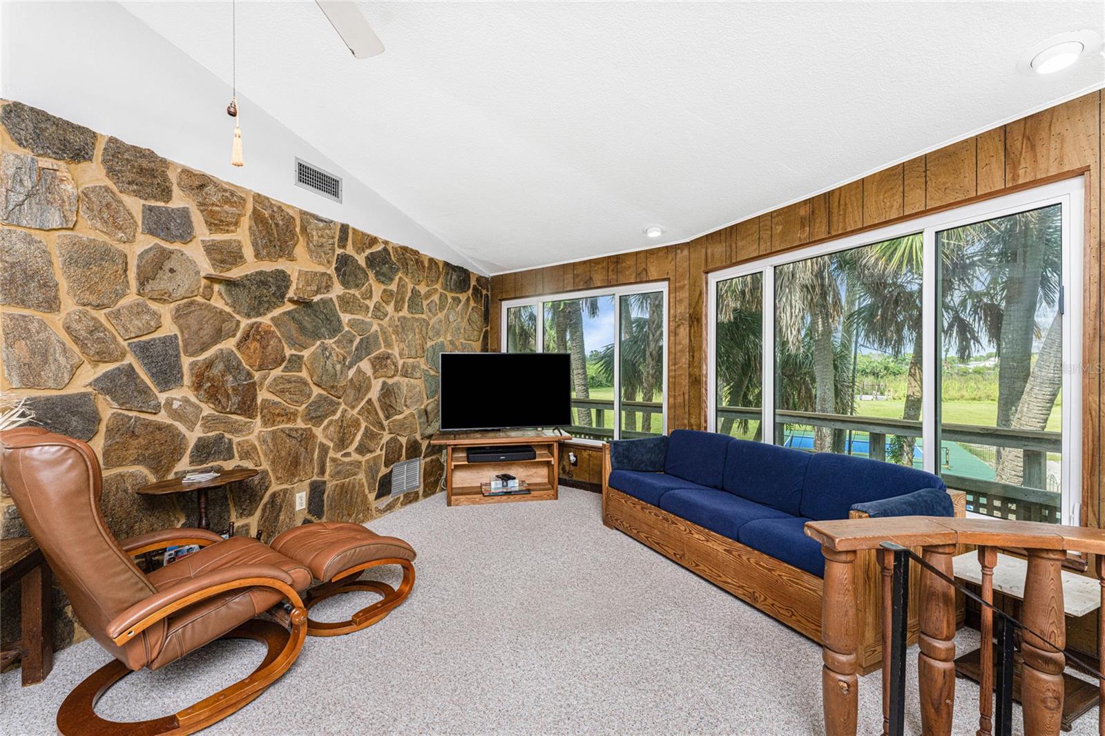 Image 13 of 60 For 6341 Biggs Street